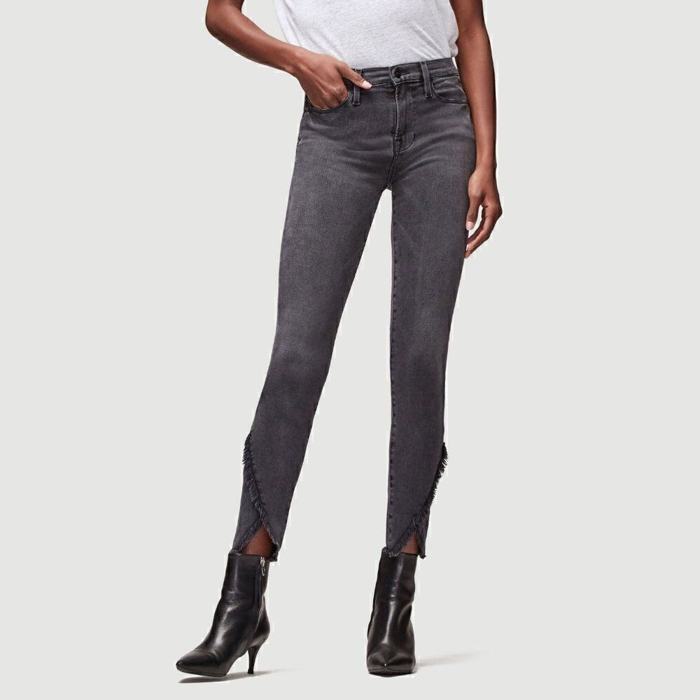 Frame Denim Le High Washed Black Skinny Jeans in Quinby